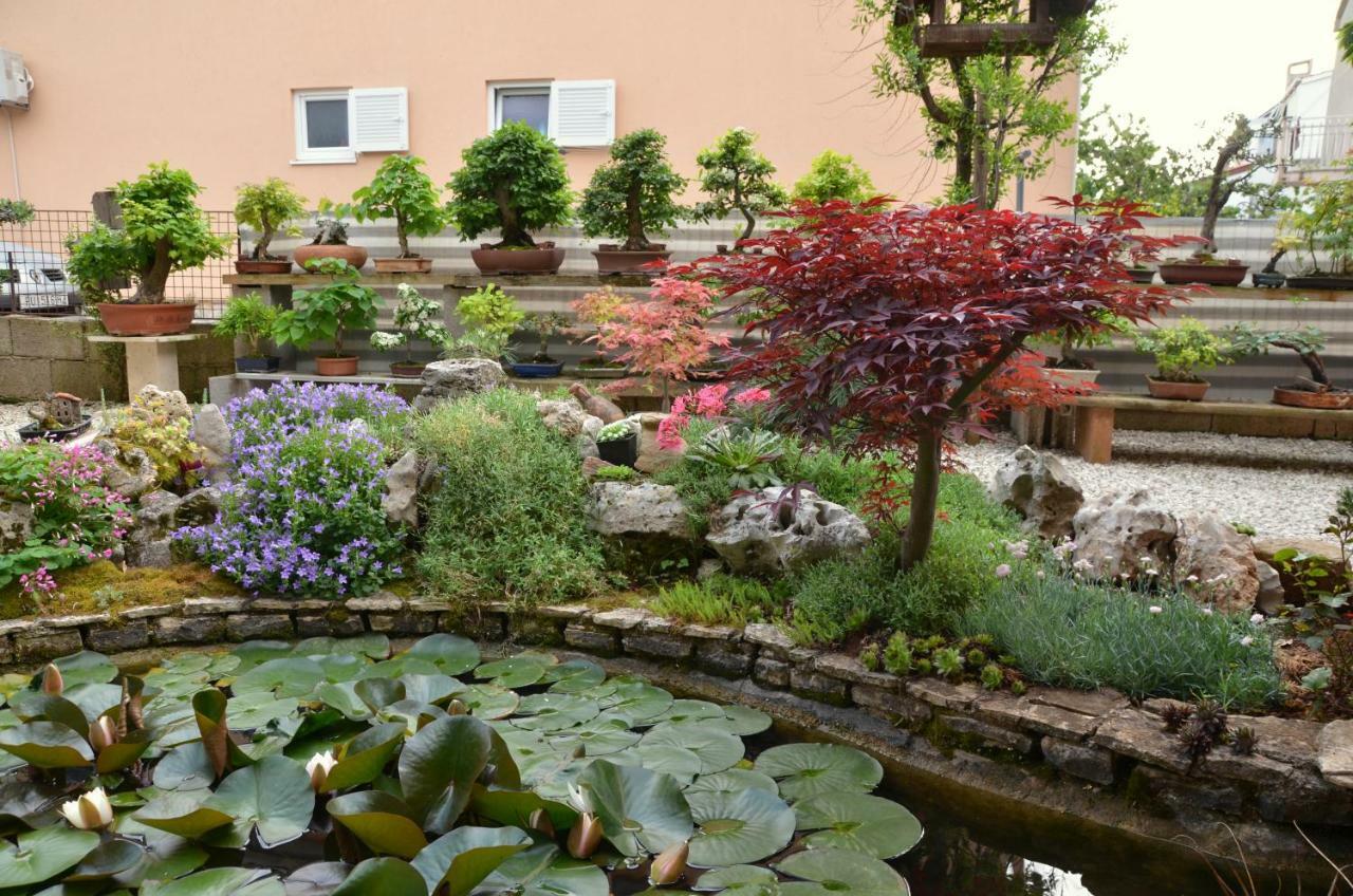 Apartment Beautiful Garden By Rent Istria Porec Bagian luar foto